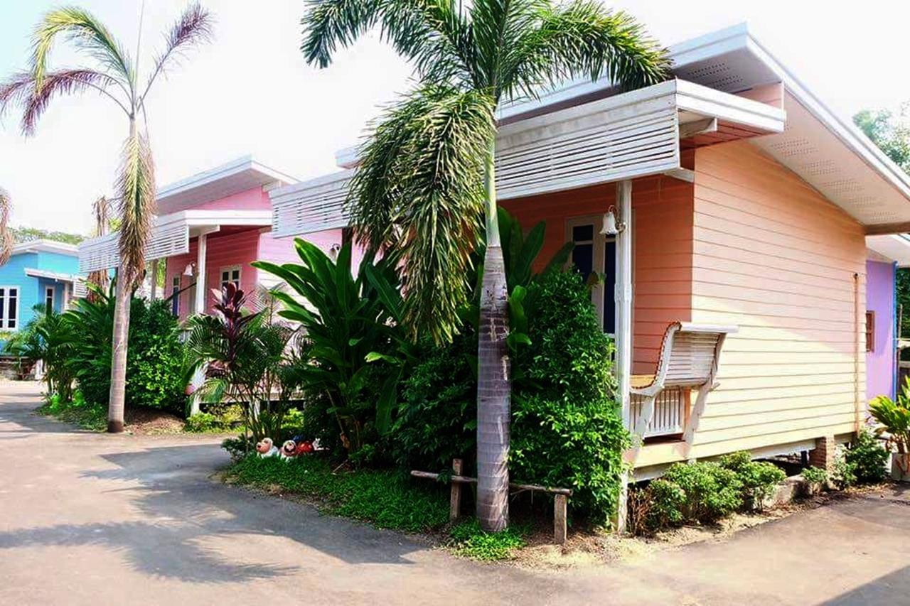 Suphan Wanwarn Resort Suphan Buri Exteriér fotografie